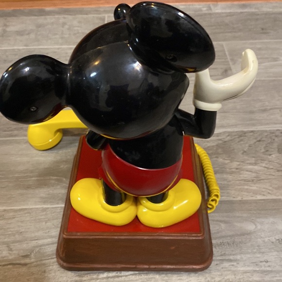Vintage Mickey Mouse Walt Disney Touch Tone Phone Model 8000 - Picture 12 of 13